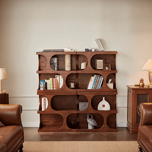 Notenhouten design vakkenkast met organische vormen